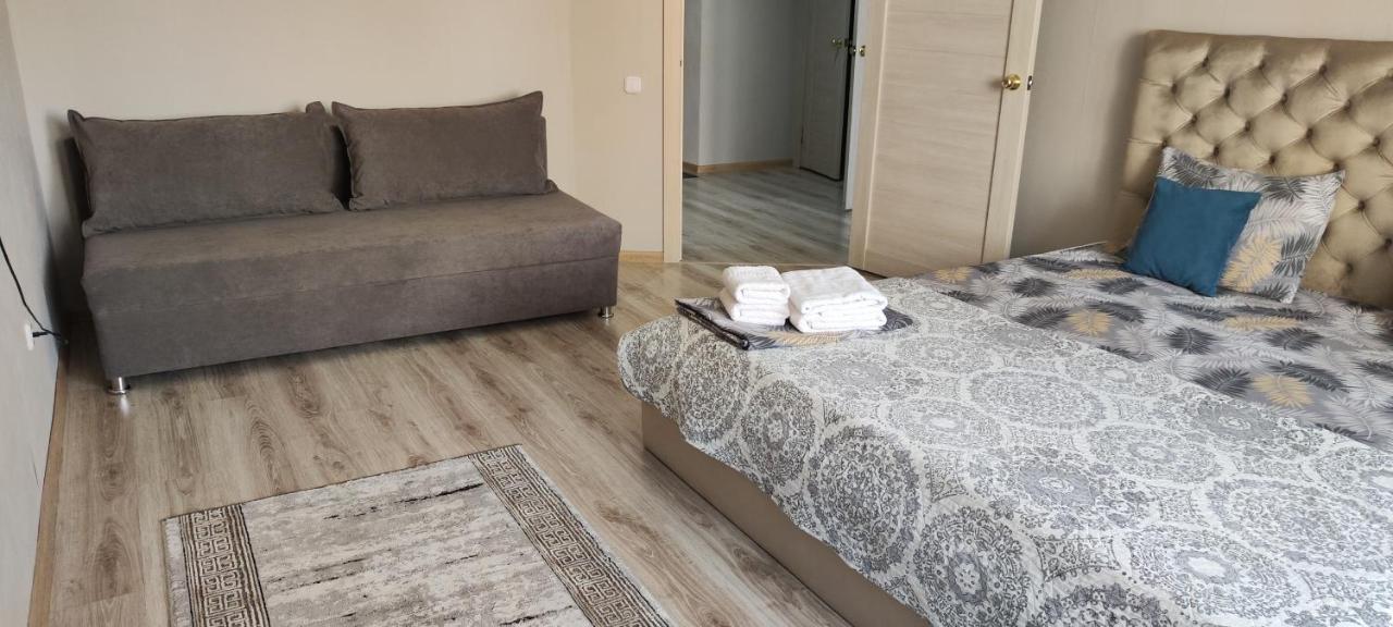 Трц Kostanay Plaza Apartment Exterior photo